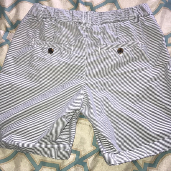 L.O.G.G.  H&M stipe shorts - Picture 3 of 5
